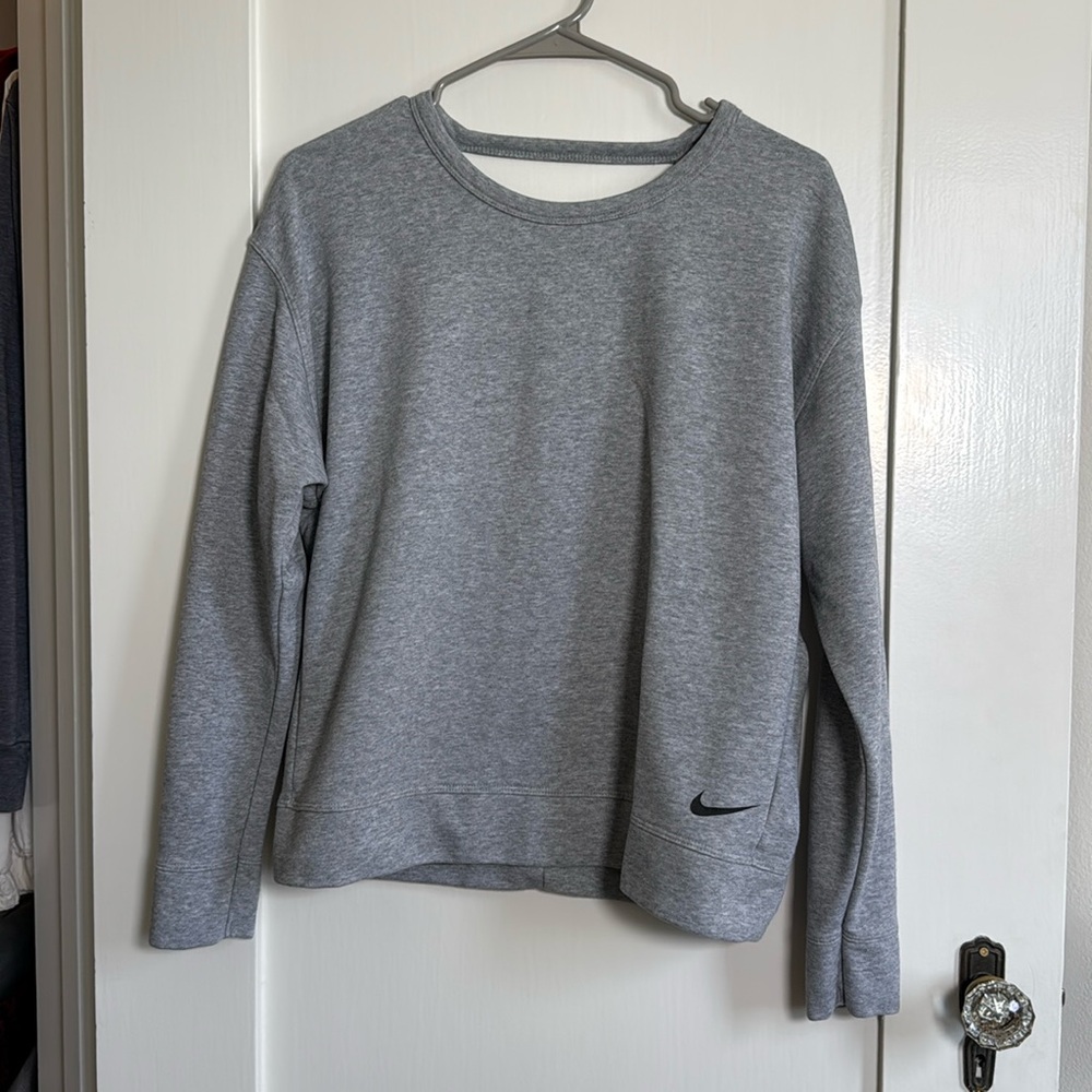 Nike Dri-FIT Gray Open-Back Long-Sleeve Workout Top Women’s Small